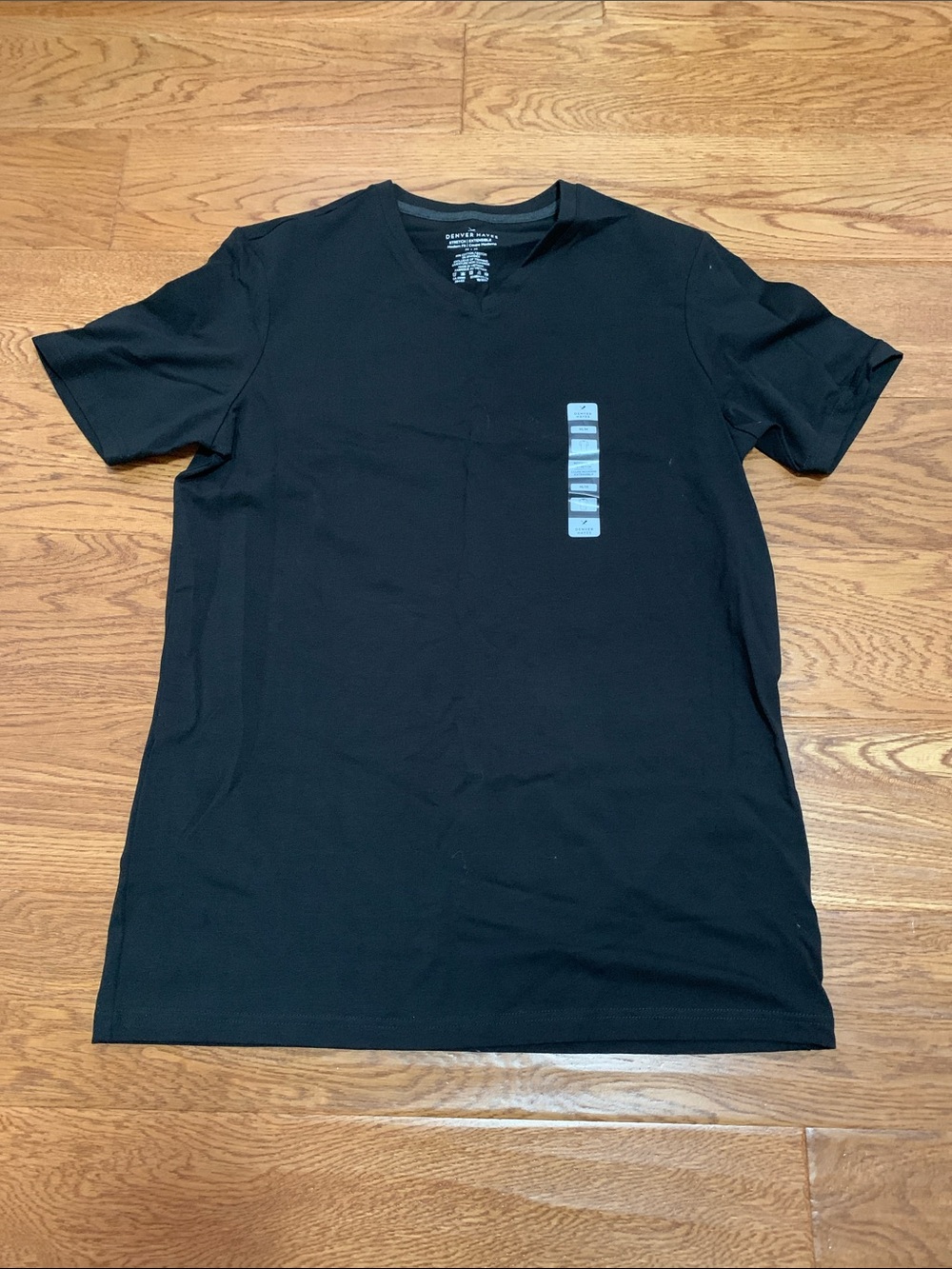 Denver Hayes Men's Black V-Neck Short Sleeve Shirt